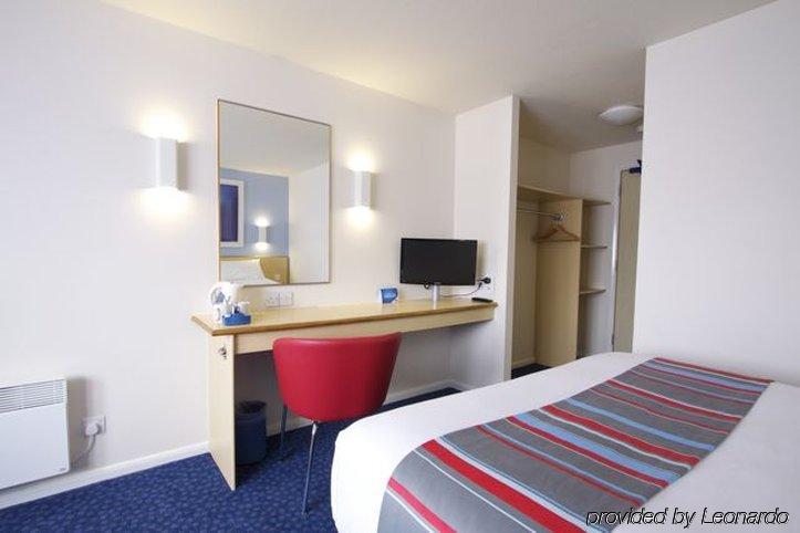 Travelodge Борнмът Екстериор снимка