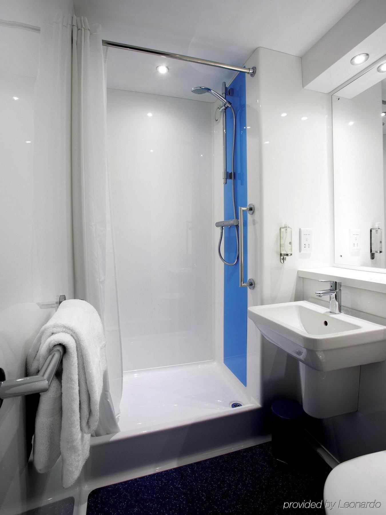 Travelodge Борнмът Екстериор снимка